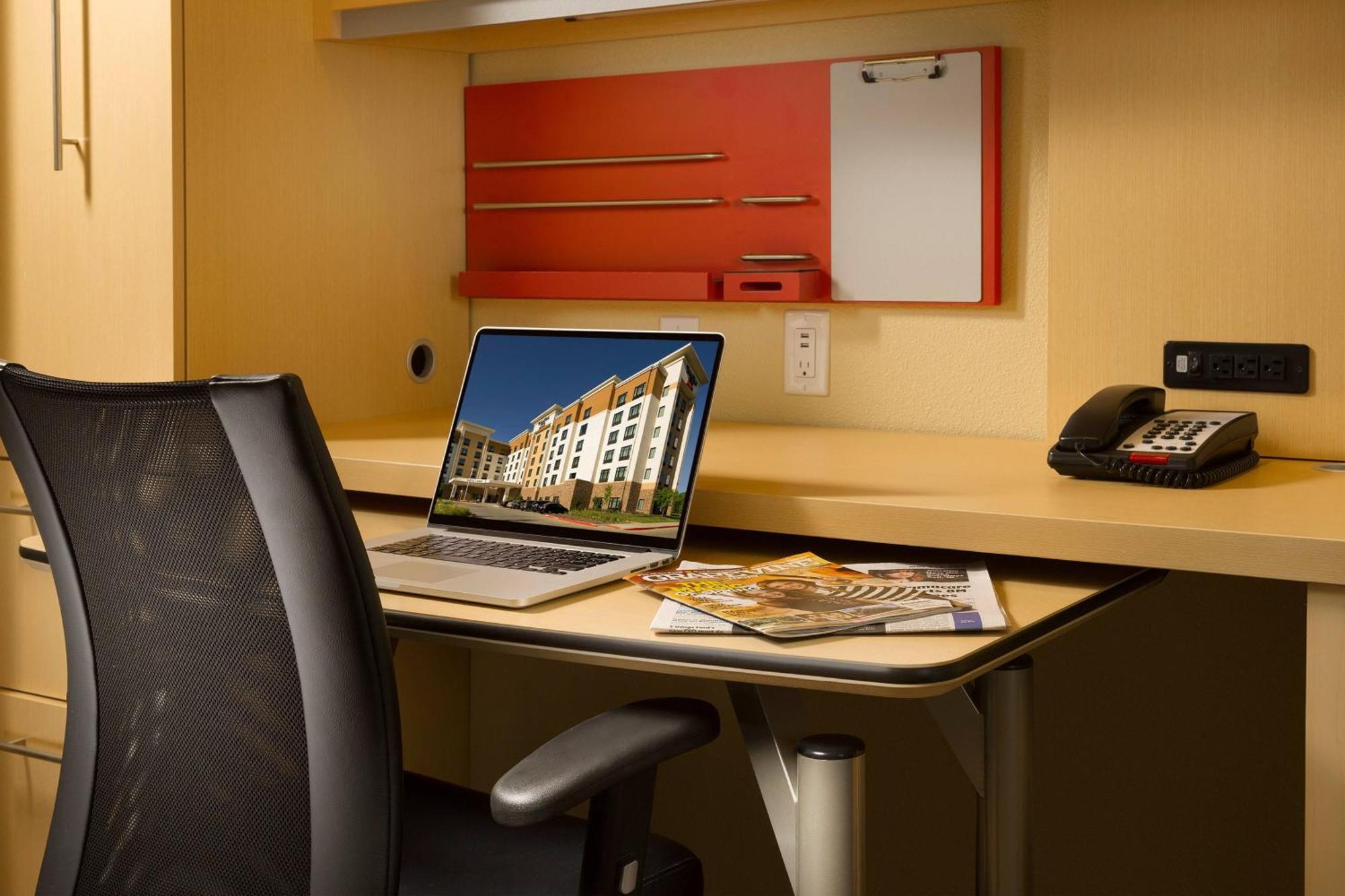 Towneplace Suites By Marriott Dallas Dfw Airport North/Grapevine Exteriör bild